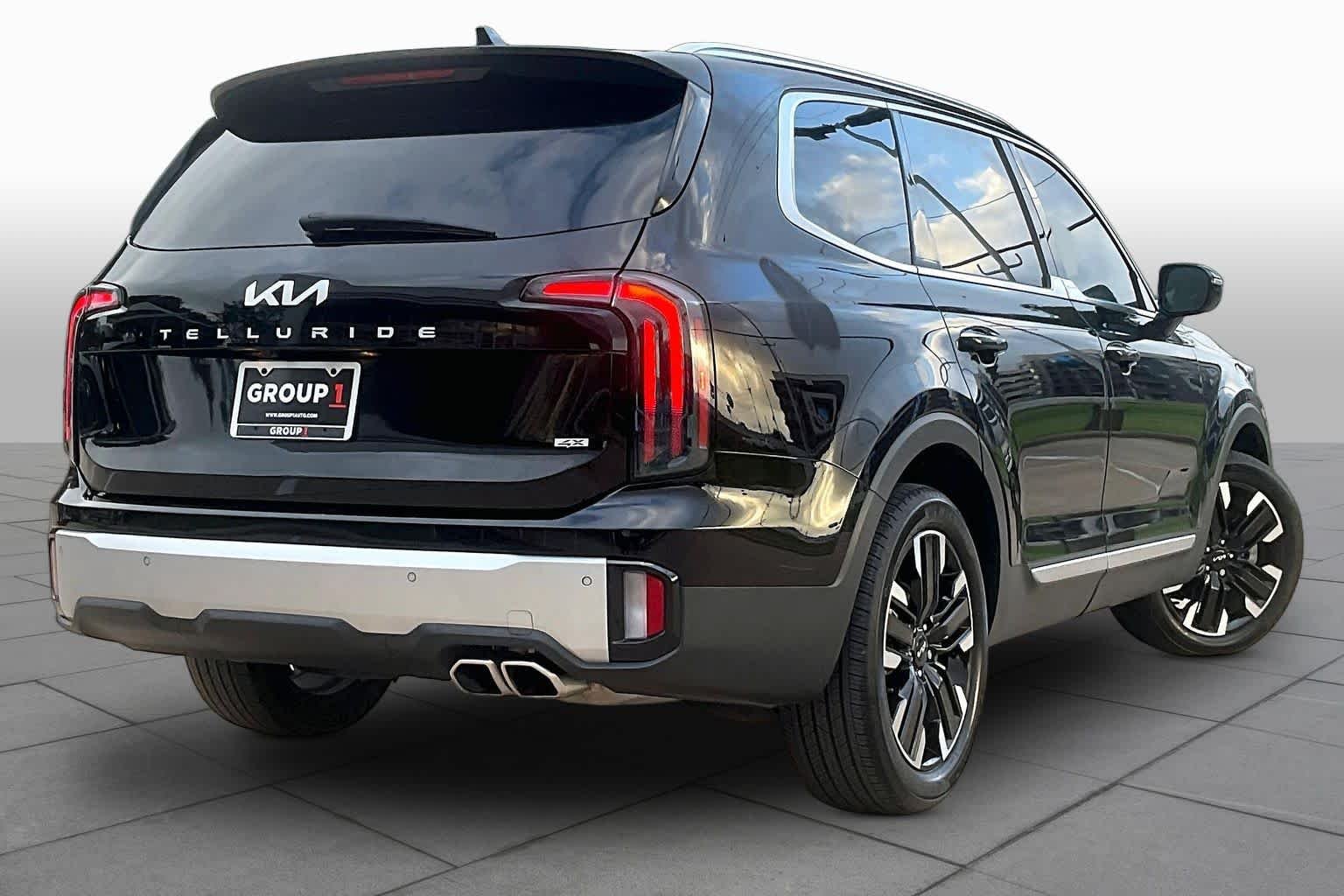 Used 2024 Ebony Black Kia SX Prestige image 13