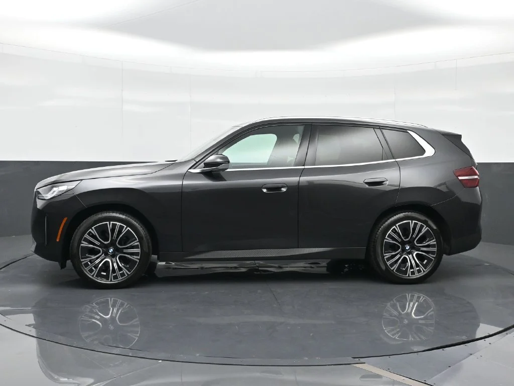 New 2026 Dark Graphite Metallic BMW 30 xDrive image 5