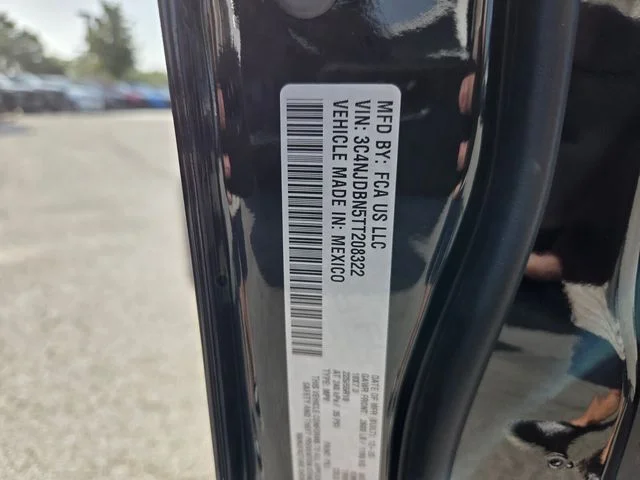 New 2026 Diamond Black Crystal Pearlcoat Jeep Latitude image 19