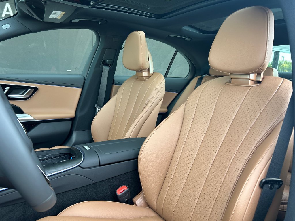 New 2027 Polar White Mercedes-Benz E 350 image 54