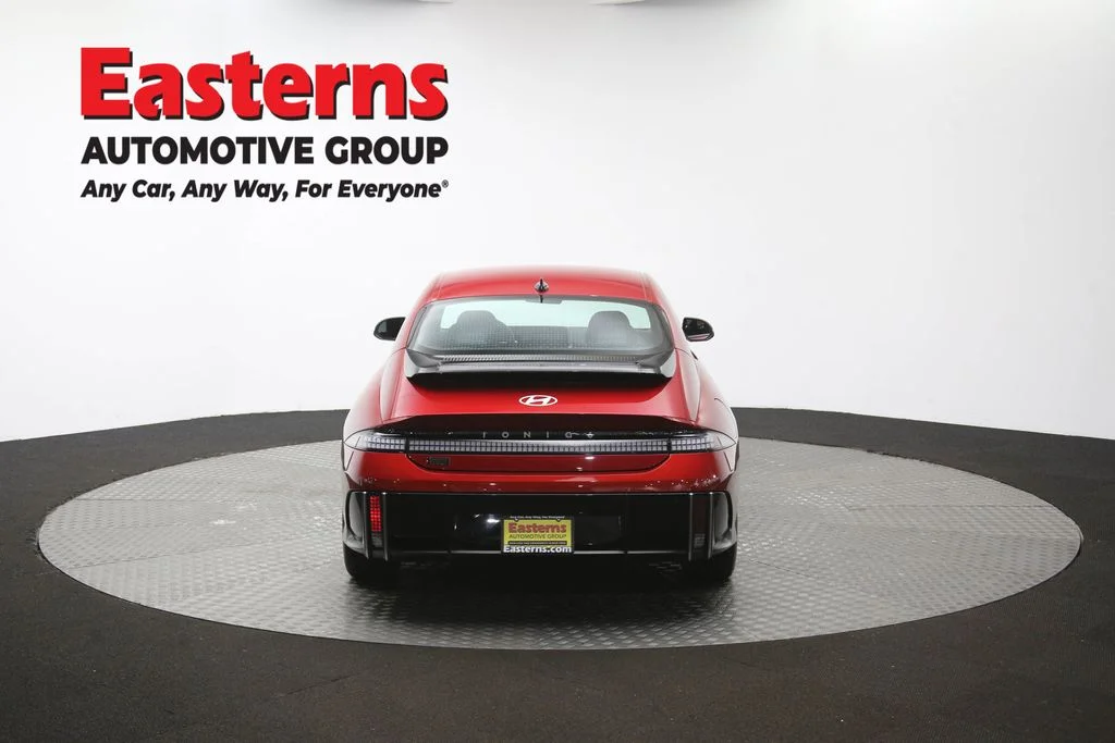 Used 2024 Red Hyundai SE image 38