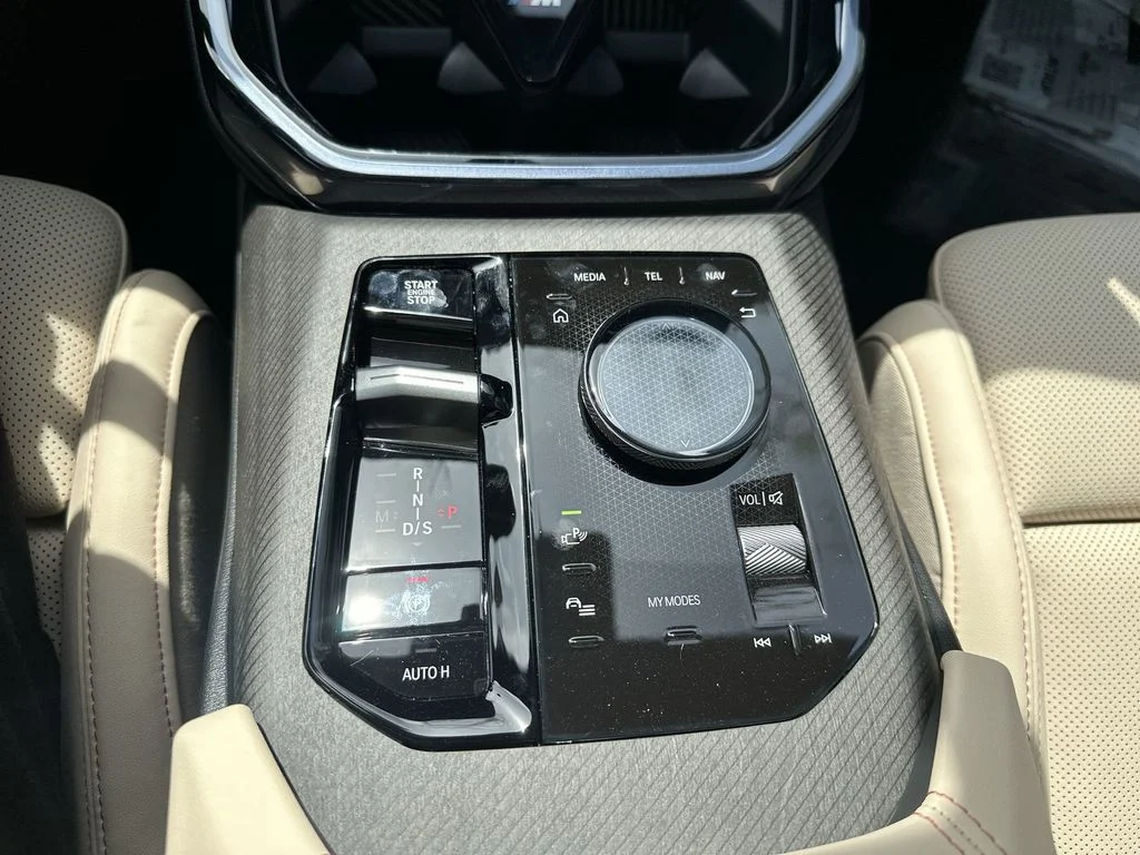 Used 2025 White BMW 30 xDrive image 26