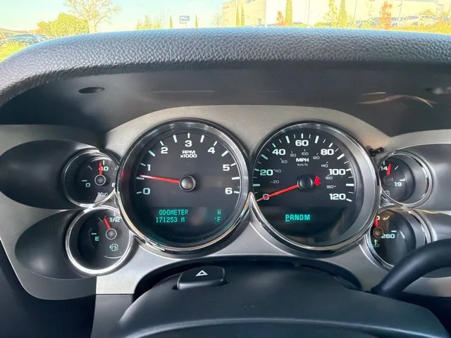 Used 2010 Black Chevrolet LT image 12