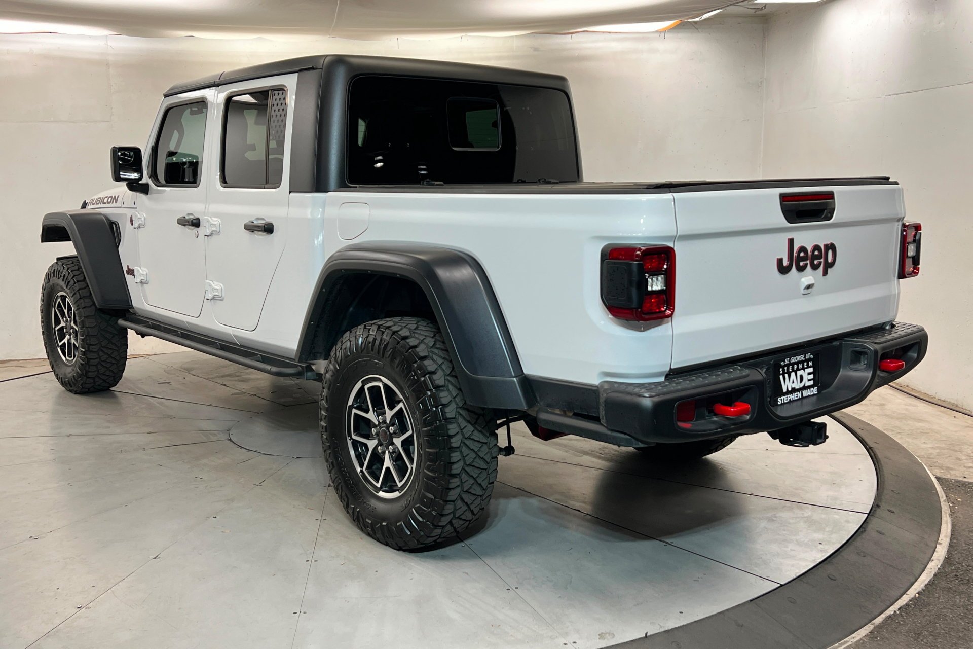 Certified Used 2024 Bright White Clearcoat Jeep Rubicon image 3