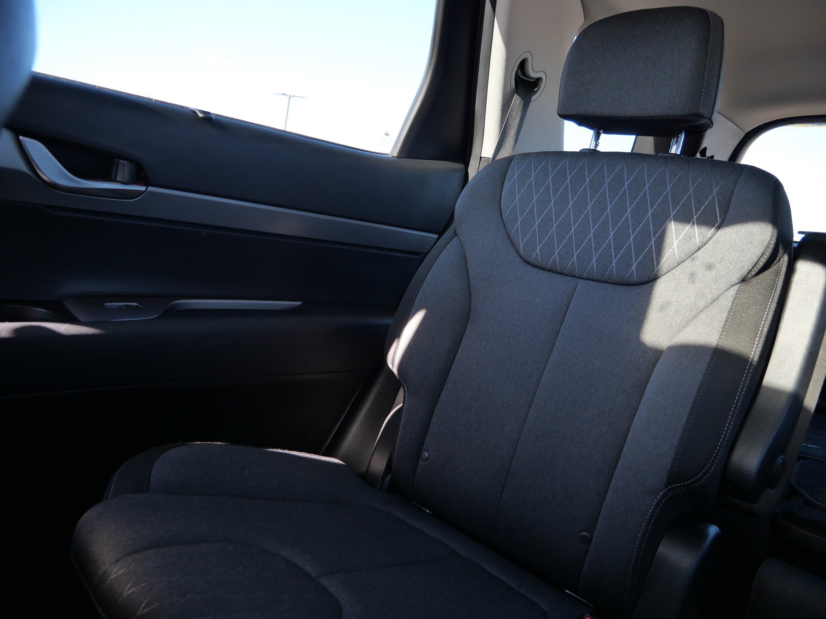 Used 2021 Moonlight Cloud Hyundai SEL image 12