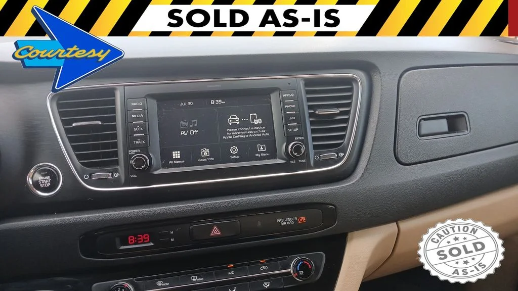 Certified Used 2017 Clear White Kia LX image 12