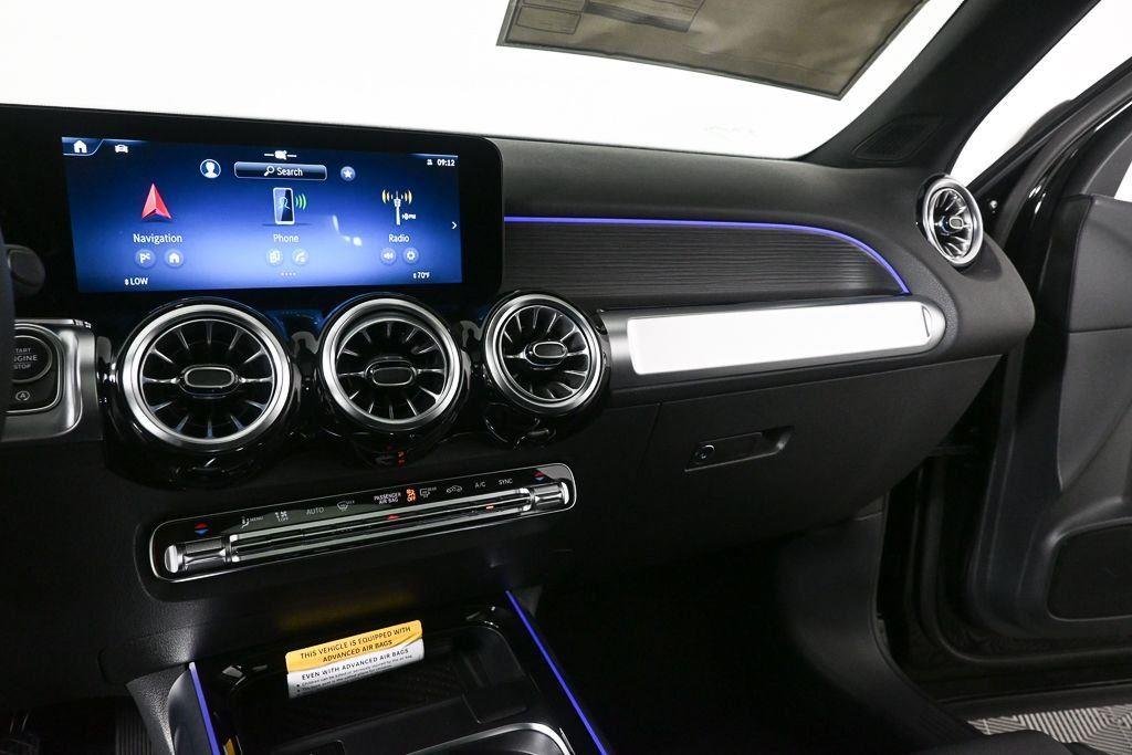 New 2026 Night Black Mercedes-Benz GLB 250 image 14