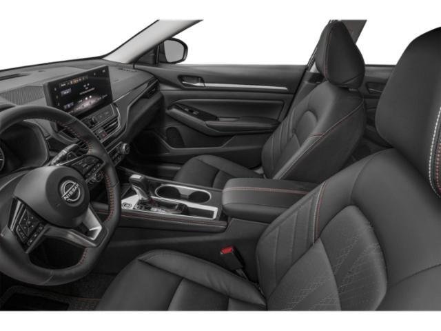 New 2026 Gray Sky Pearl/Super Black Nissan SR image 4