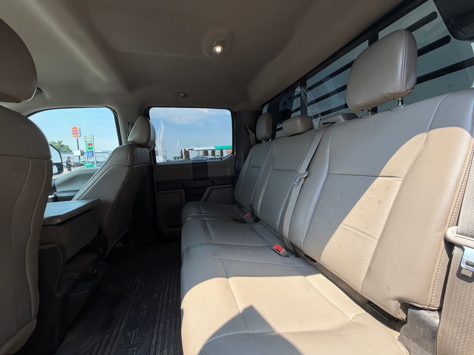 Used 2019 Oxford White Ford XL image 11