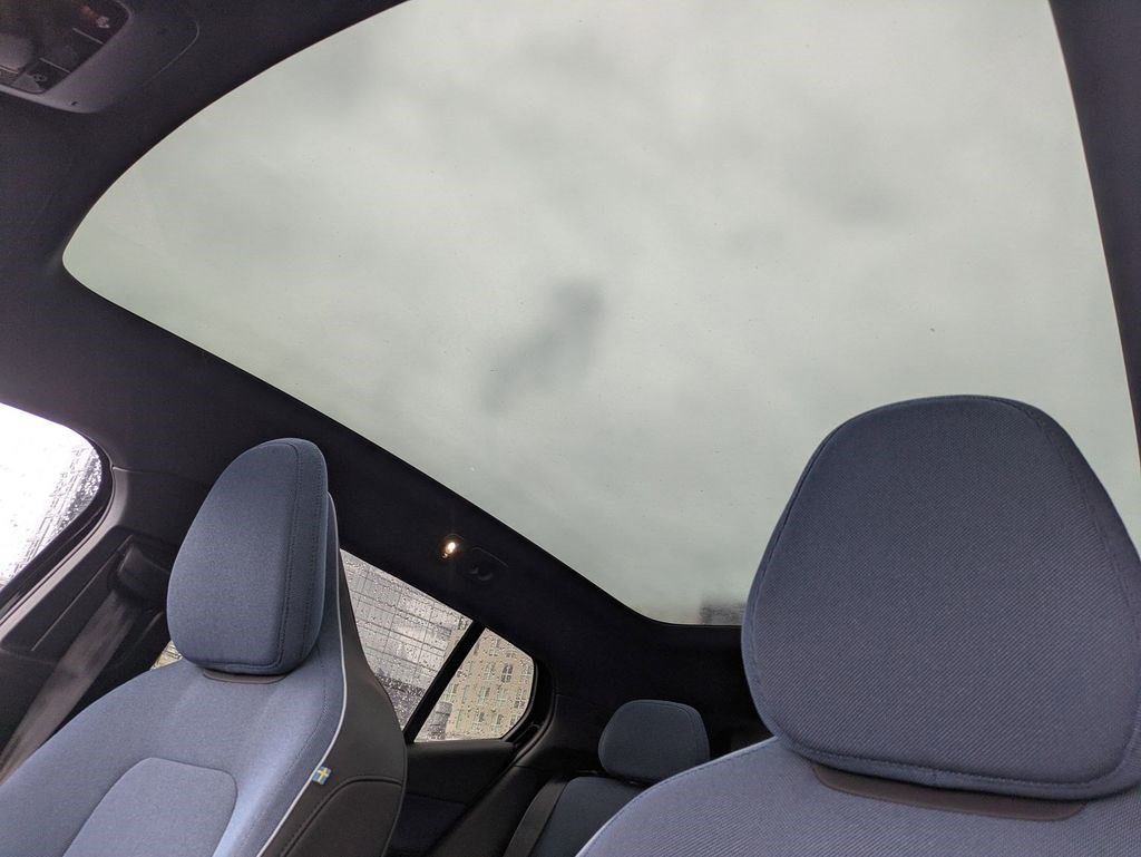 New 2026 Onyx Black Volvo Ultra image 15