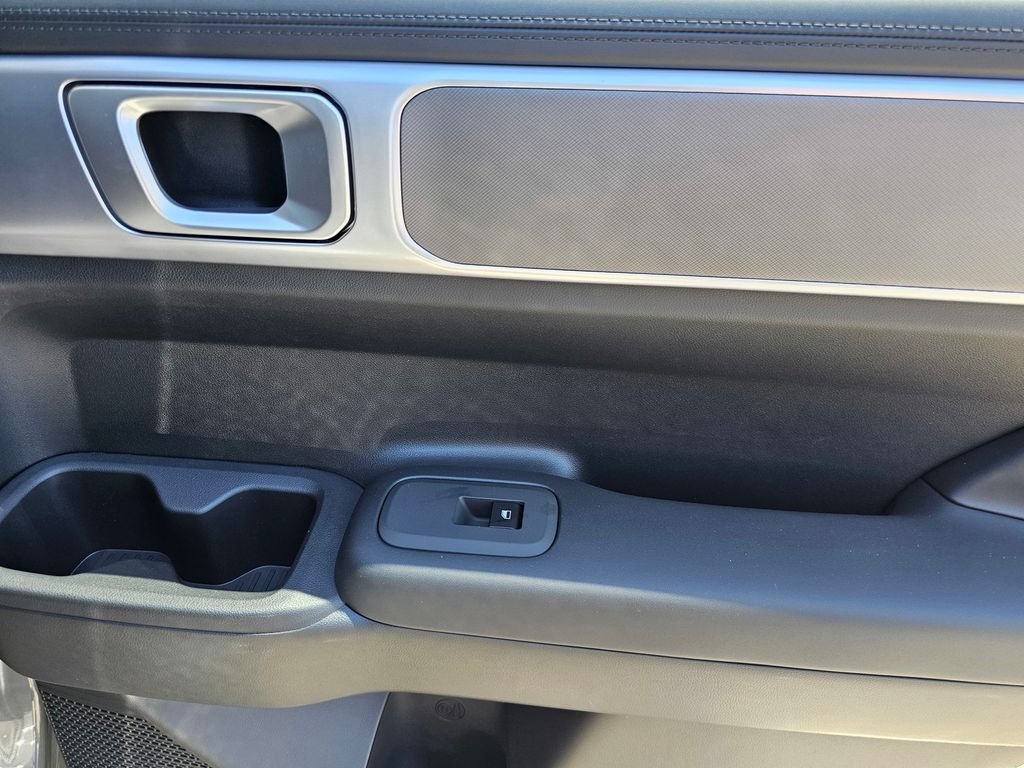 New 2026 Gray Hyundai SE image 14
