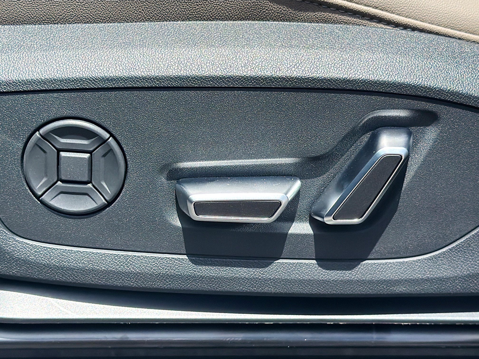 New 2026 Glacier White Metallic Audi S line image 24
