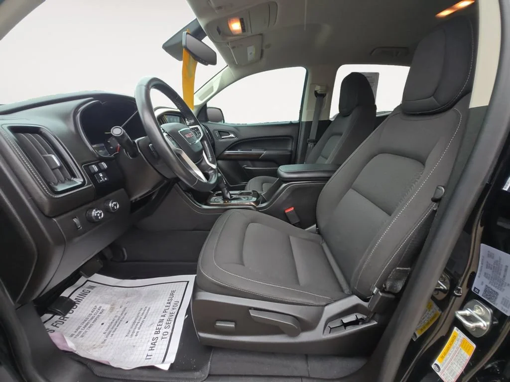 Used 2021 ONYX BLACK GMC 4WD Elevation image 16
