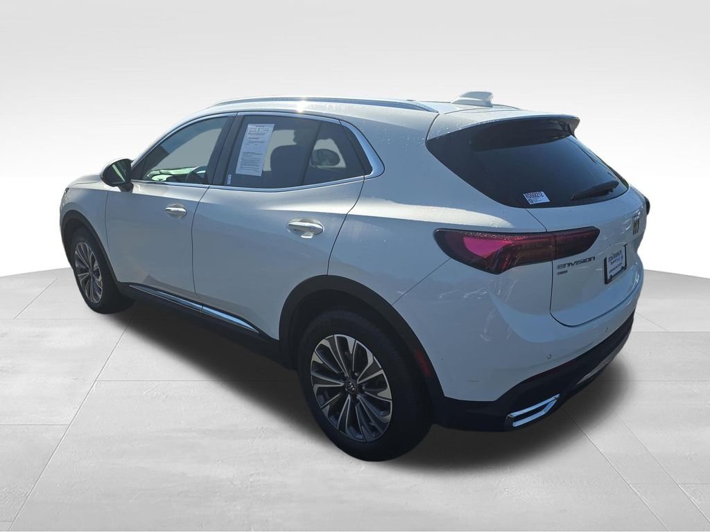 Used 2024 White Buick Preferred image 4