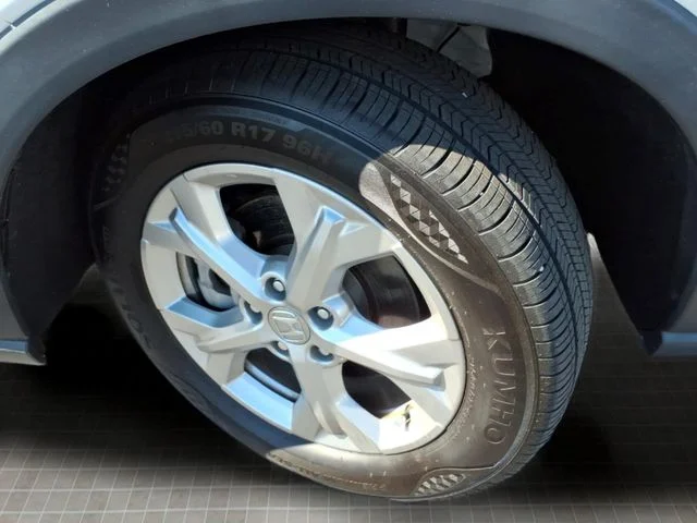 Used 2023  Honda LX image 10