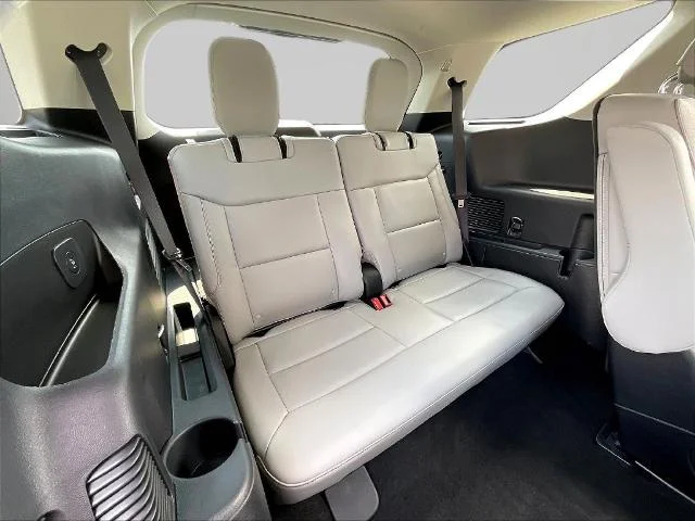 New 2026 Carbonized Gray Metallic Ford Active image 77