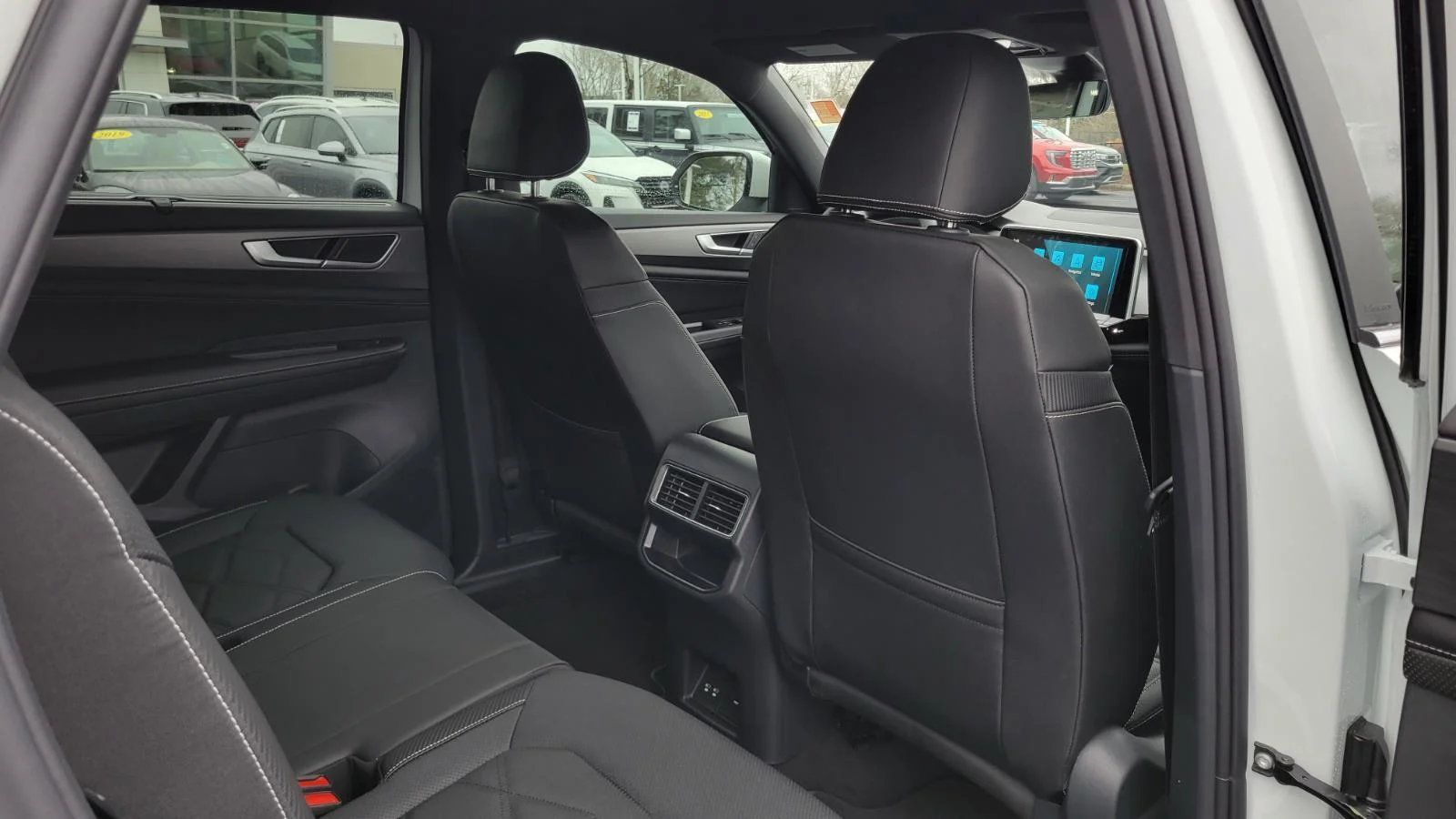 2026 Volkswagen Atlas Cross Sport SE w/Tech - Photo 49