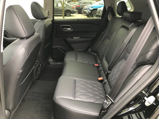 2026 Nissan Rogue Platinum - Photo 25