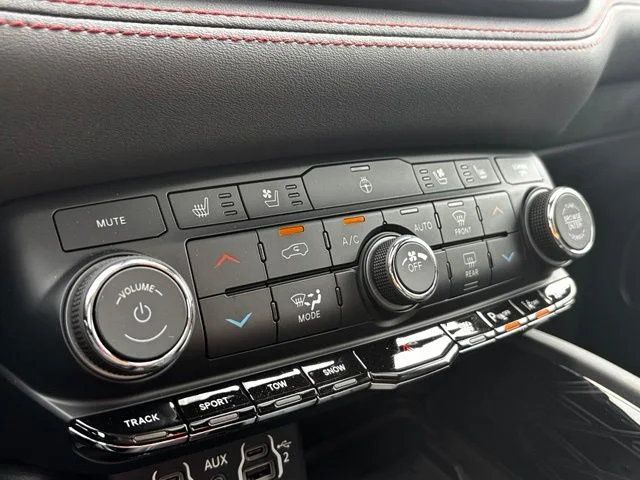 New 2026 B5 Blue Dodge GT Premium HEMI V8 image 20