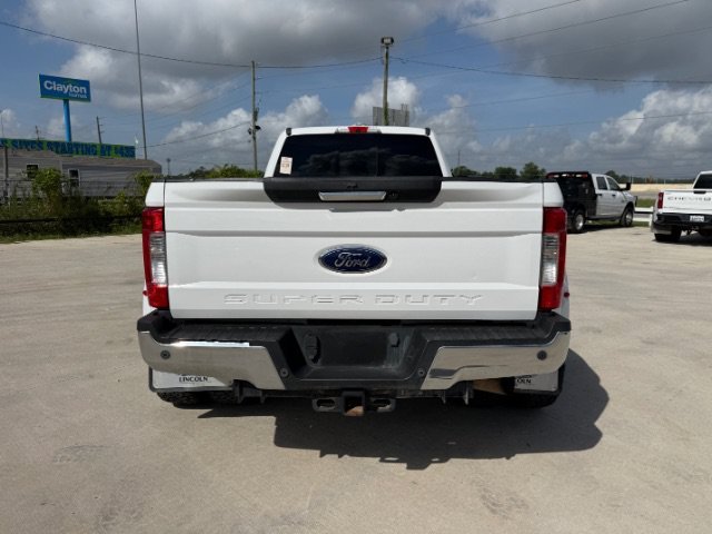 Used 2019 White Ford Lariat Crew Cab Long Bed DRW 4WD image 4