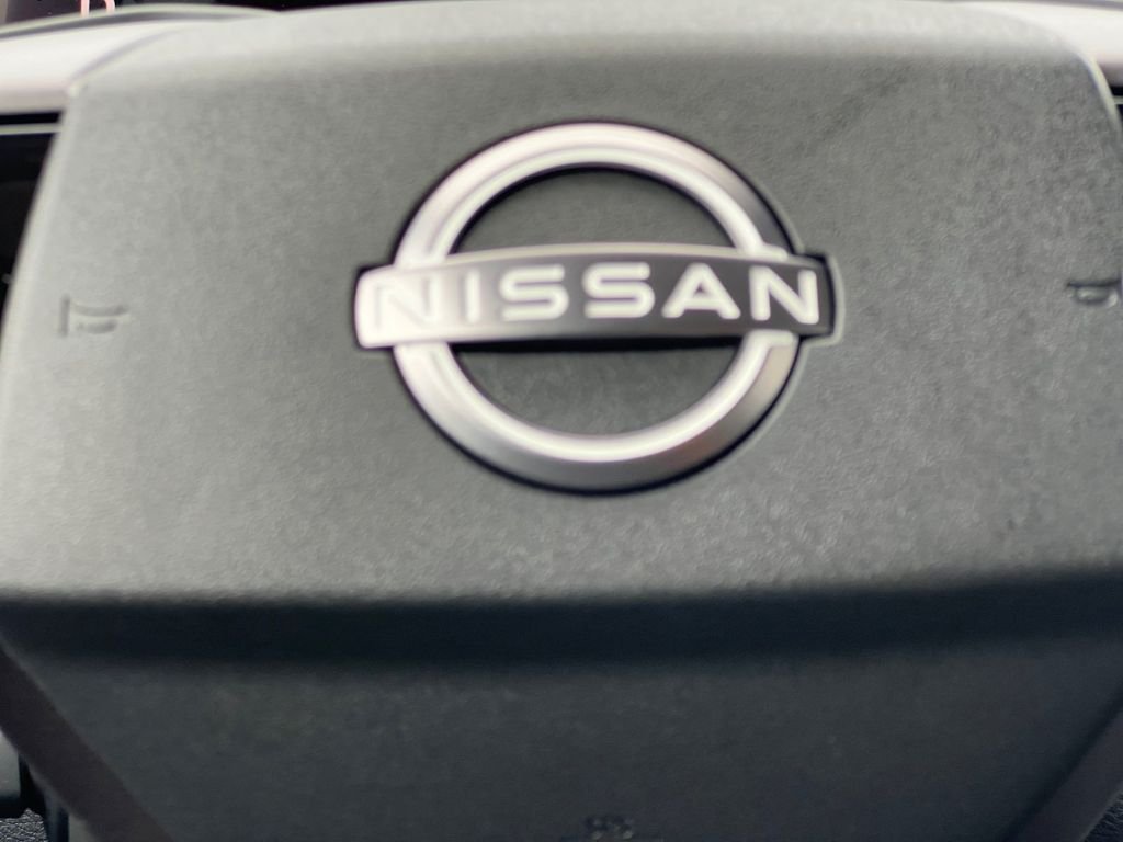New 2026 Everest White Pearl TriCoat / Super Black Two-tone Nissan Platinum image 6