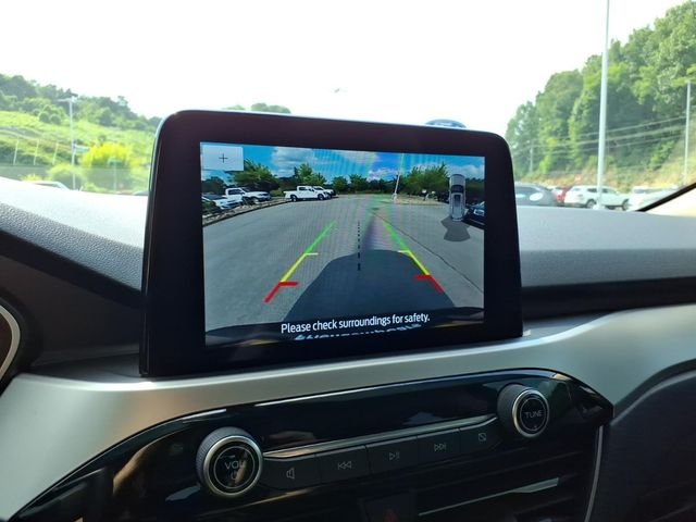 Used 2020 Red Ford SEL image 28