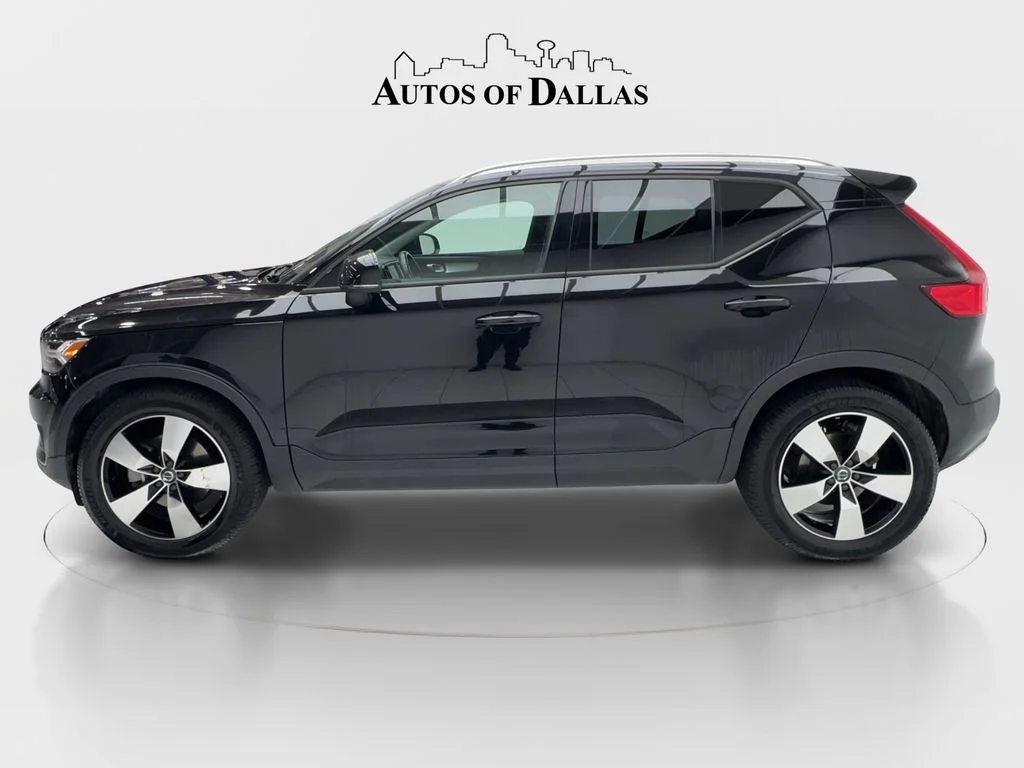 Used 2021 Black Volvo Momentum image 5