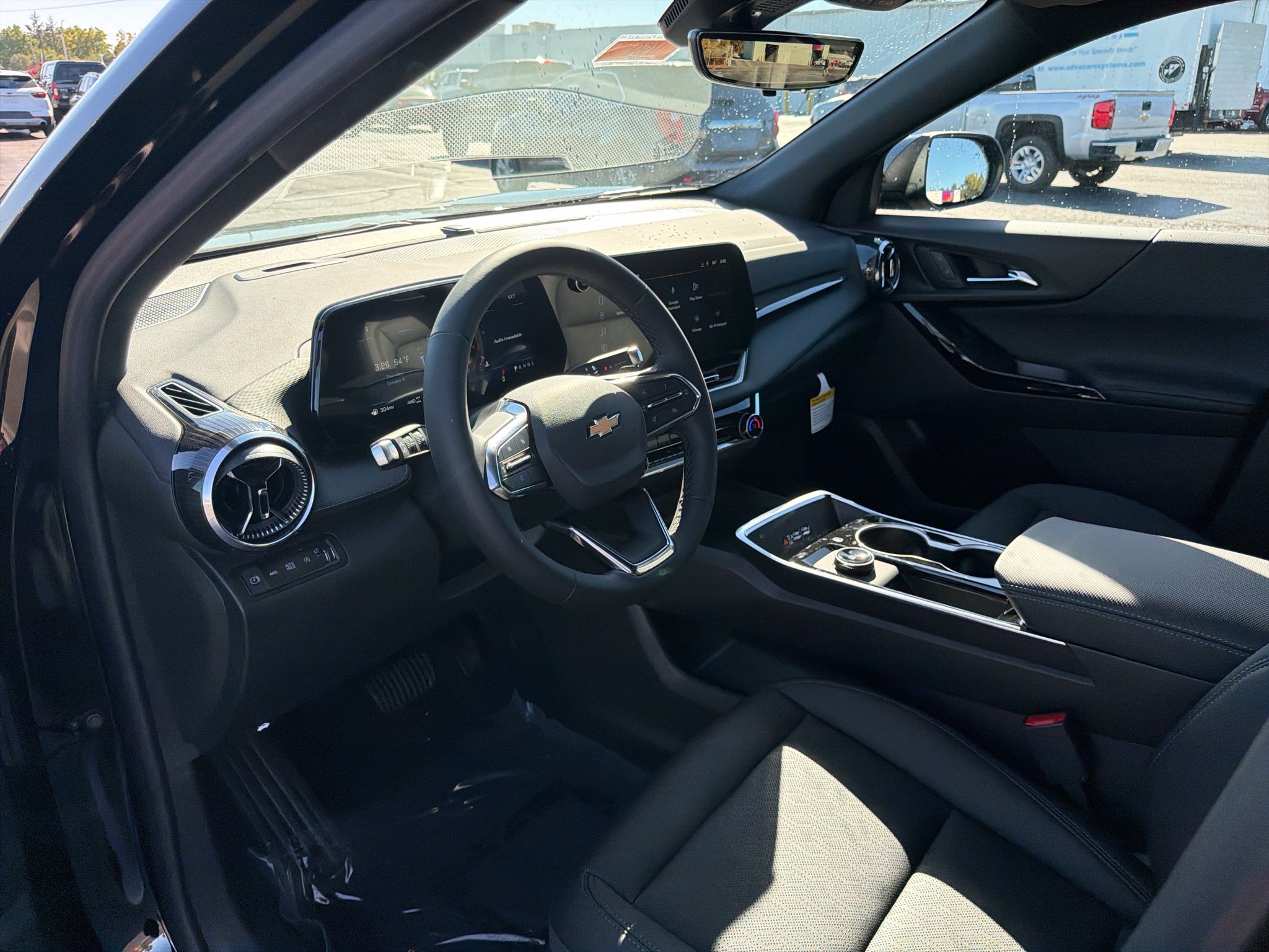2027 Chevrolet Equinox LT - Photo 12