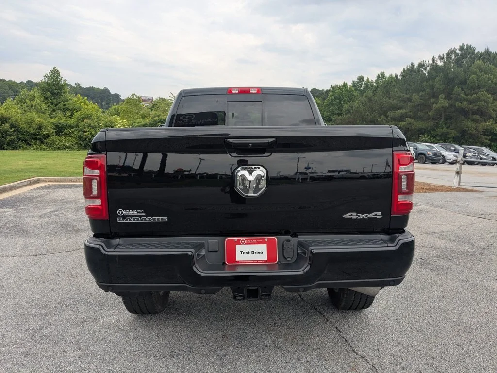 Used 2023 Diamond Black Crystal Pearlcoat Ram Laramie image 6