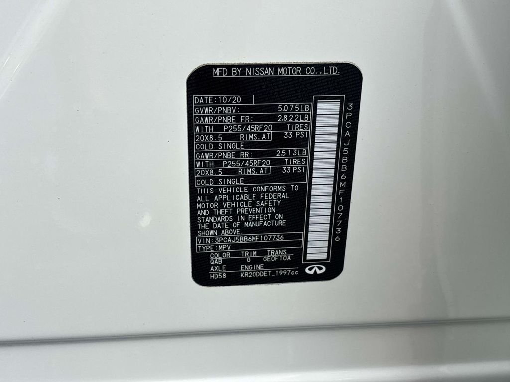 Used 2021 White INFINITI LUXE image 32