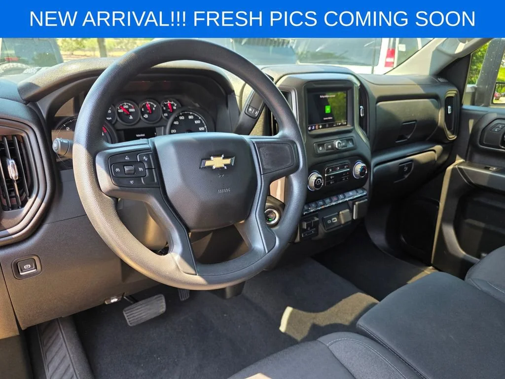 Used 2025 Lakeshore Blue Metallic Chevrolet Custom image 8