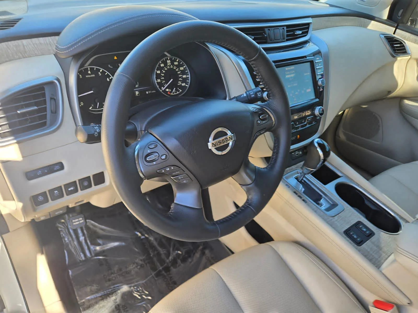 Used 2019  Nissan SL image 8