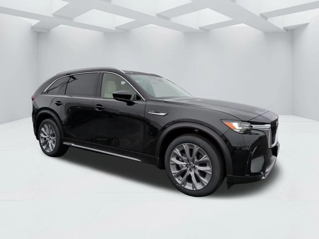 New 2026 Black Mazda 3.3 Turbo Premium Plus image 3