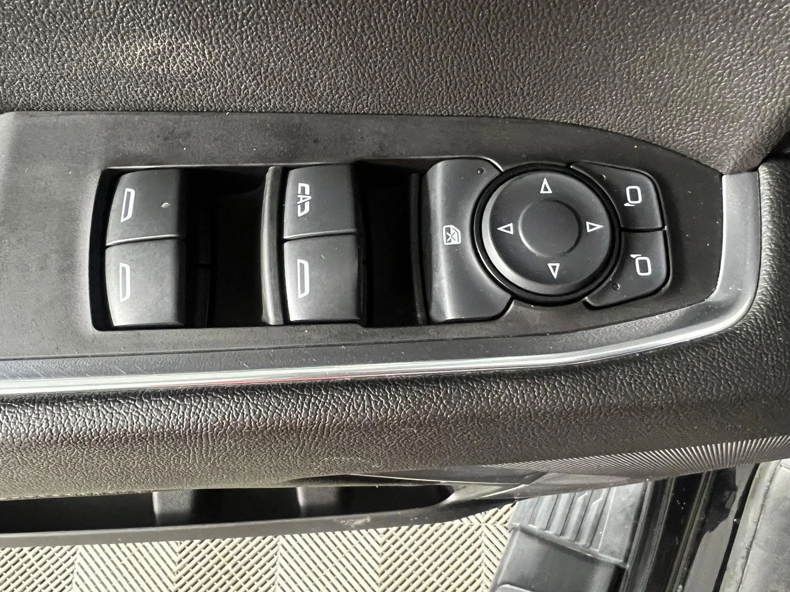 Used 2024 Black Chevrolet RST image 14