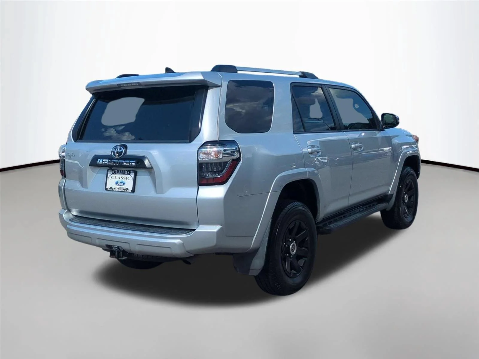 Used 2018 Classic Silver Metallic Toyota TRD Off-Road Premium image 5