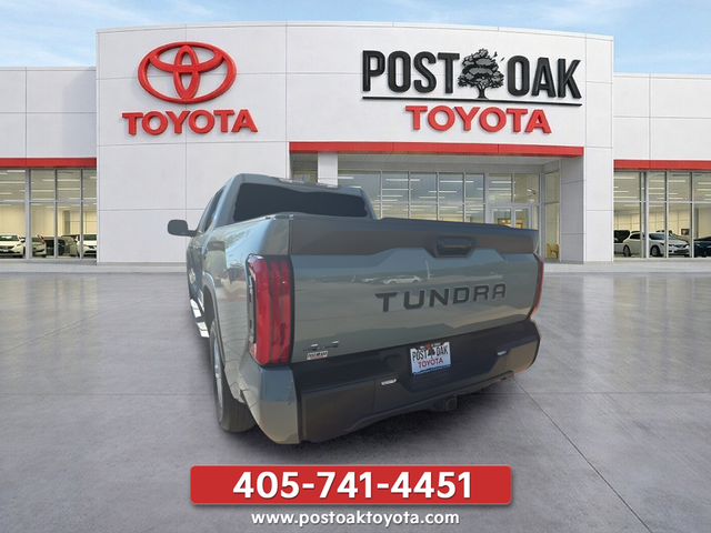 Used 2025  Toyota SR5 image 4