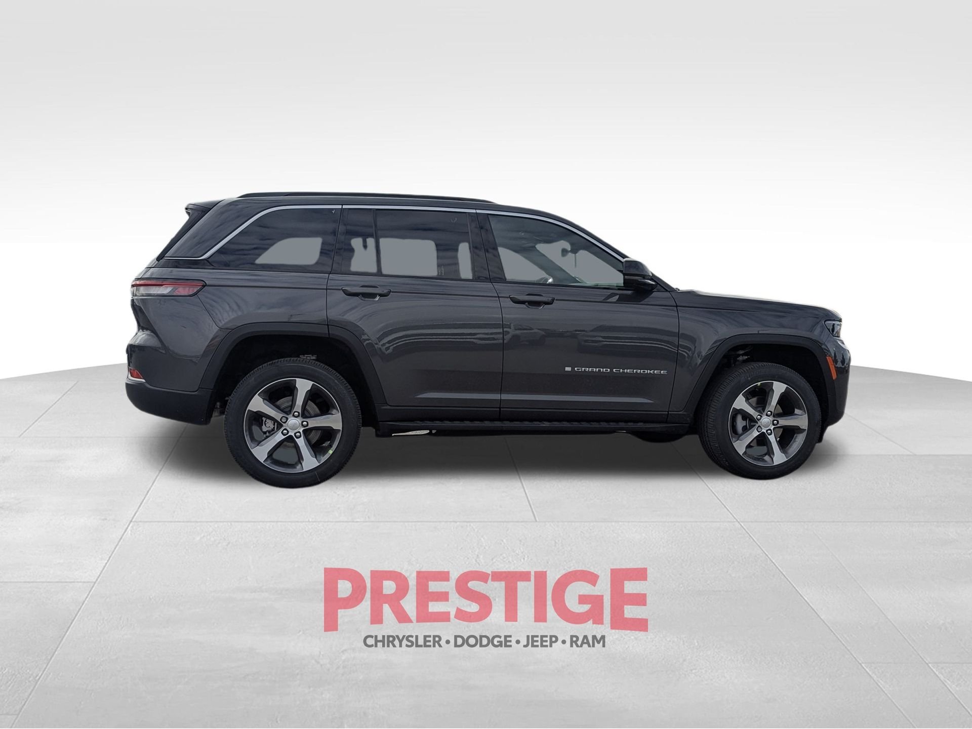 New 2026 Baltic Gray Metallic Clearcoat Jeep Limited image 4