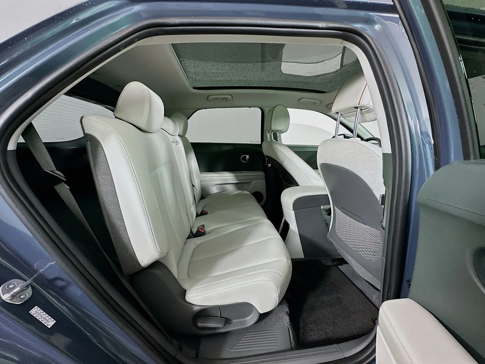 Used 2023 Digital Teal Hyundai Limited image 27