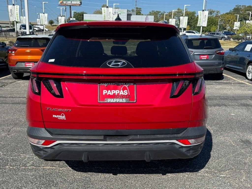 Used 2022 Red Hyundai SEL image 4