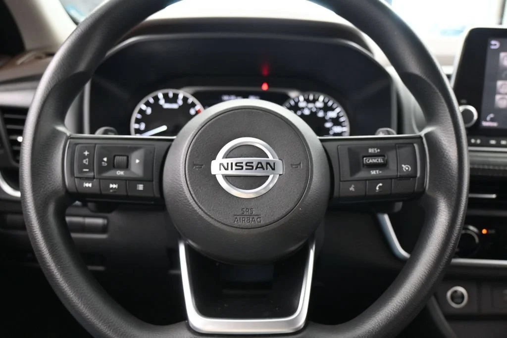 Used 2021 Gray Nissan S image 23
