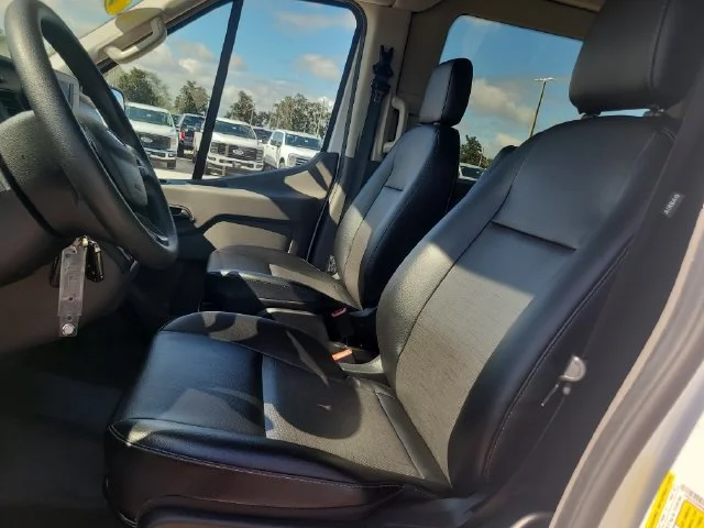 Used 2024 White Ford XL image 21