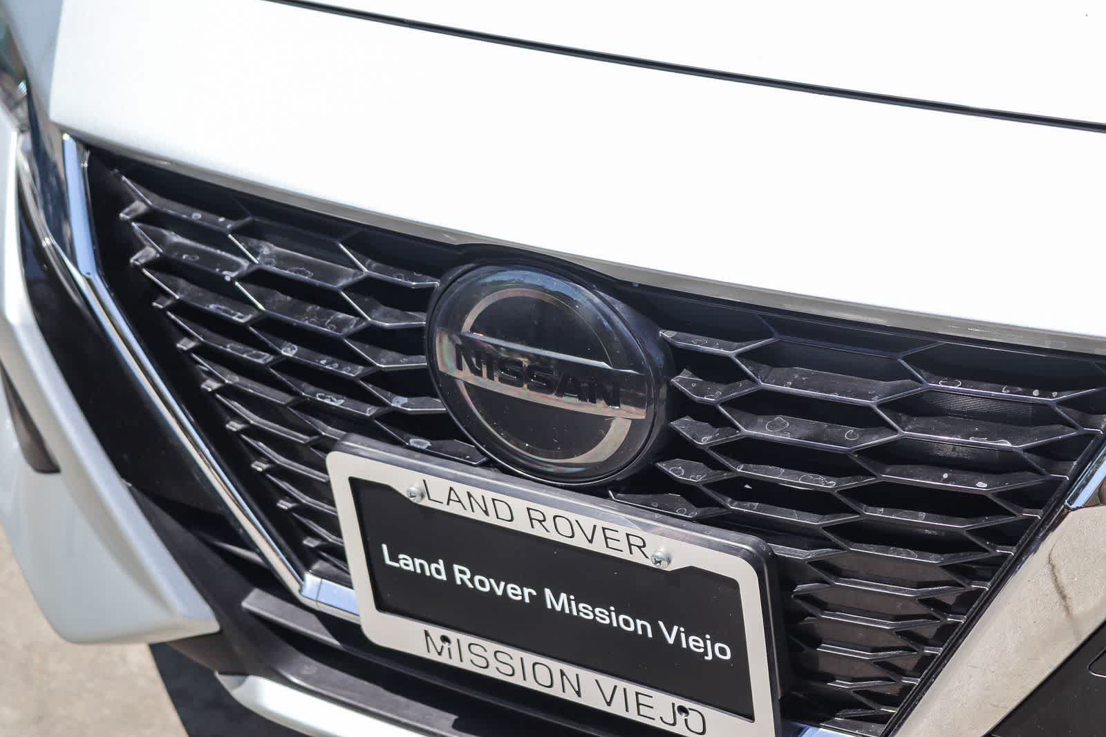 Used 2023 Brilliant Silver Metallic Nissan SV image 11