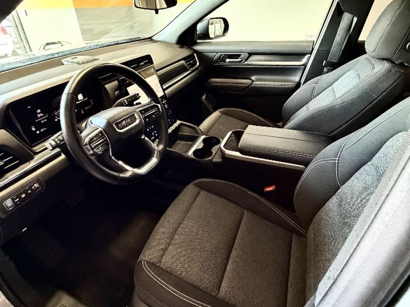 Used 2025 Gray GMC FWD Elevation image 14