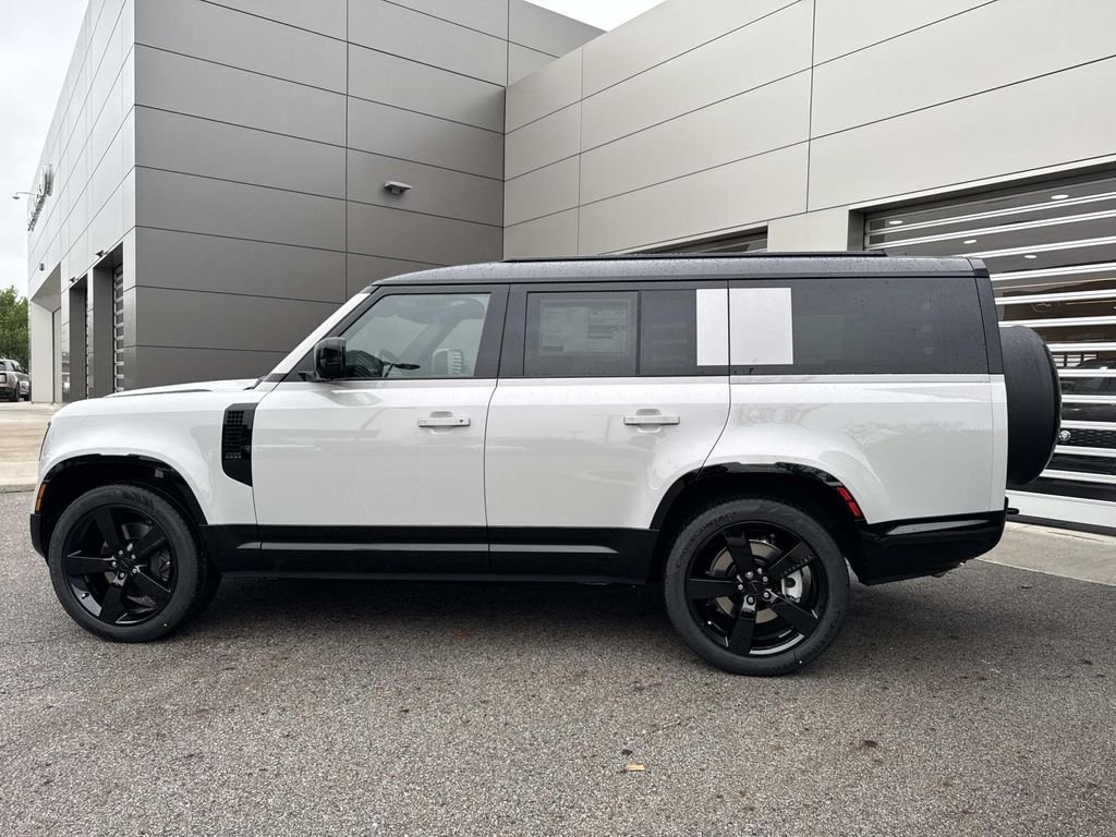 New 2026 Borasco Grey Land Rover X-Dynamic SE image 4