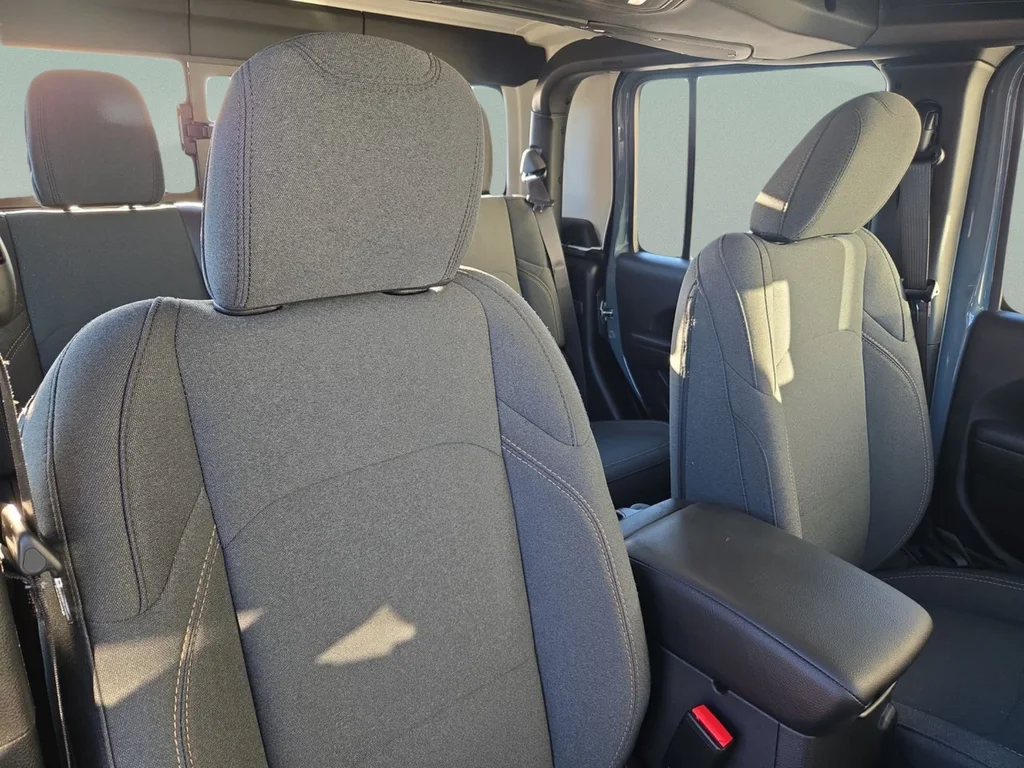 2025 Jeep Gladiator Sport - Photo 34
