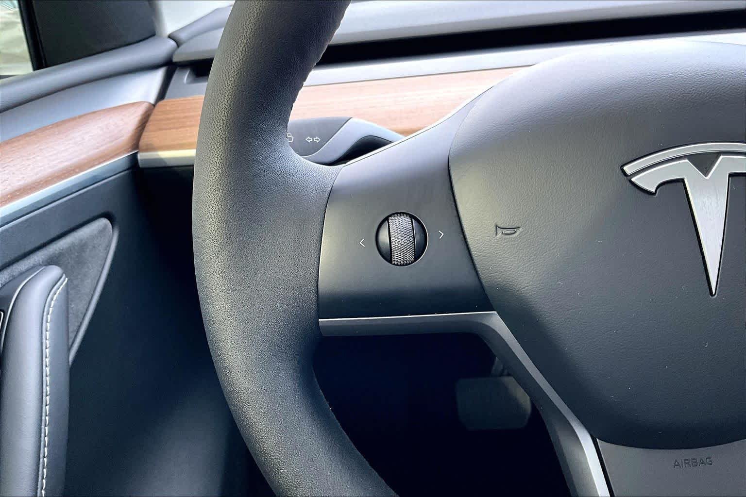 Used 2024 Pearl White Multi-Coat Tesla Long Range image 22