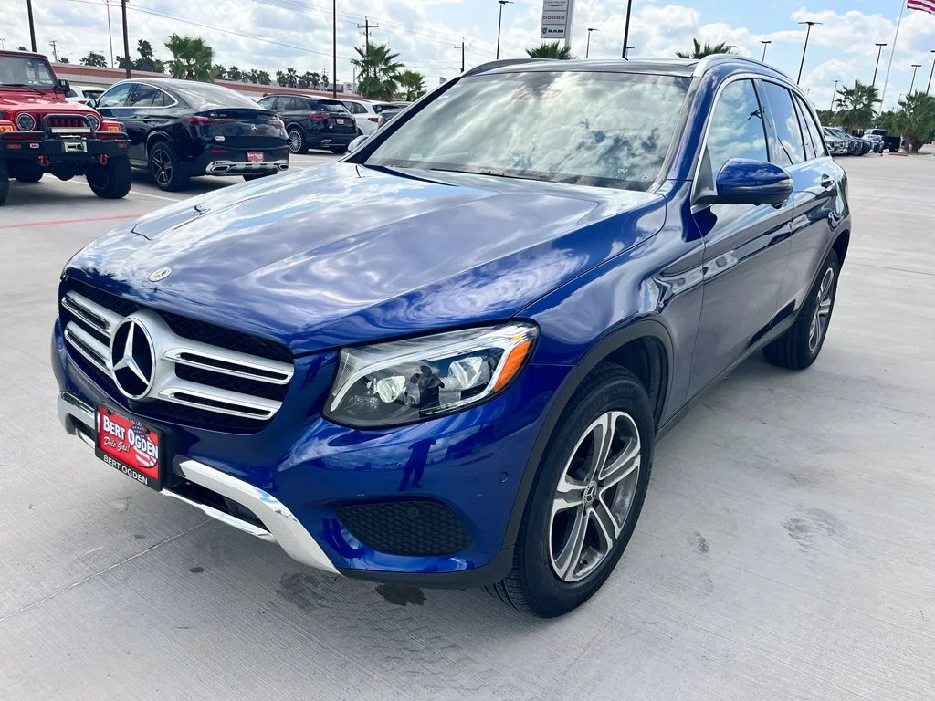 Used 2019 Blue Mercedes-Benz GLC 300 image 3