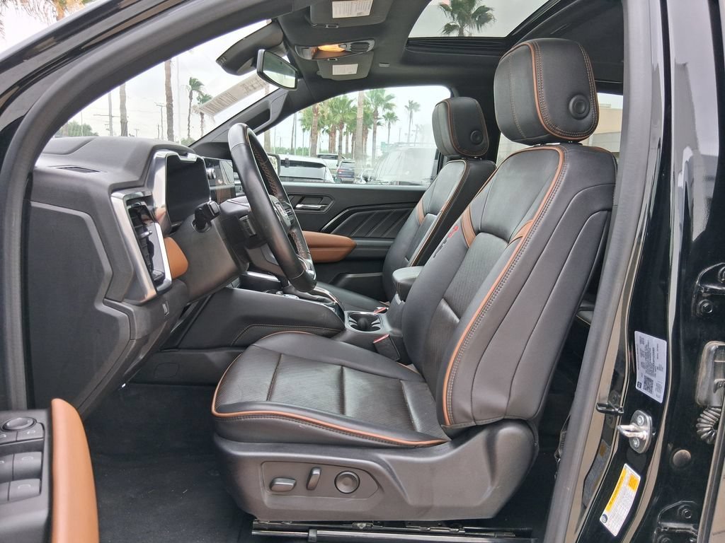 Used 2023 Onyx Black GMC AT4 image 17