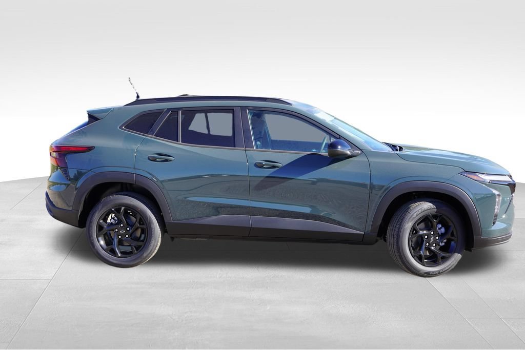 2026 Chevrolet Trax LT - Photo 2