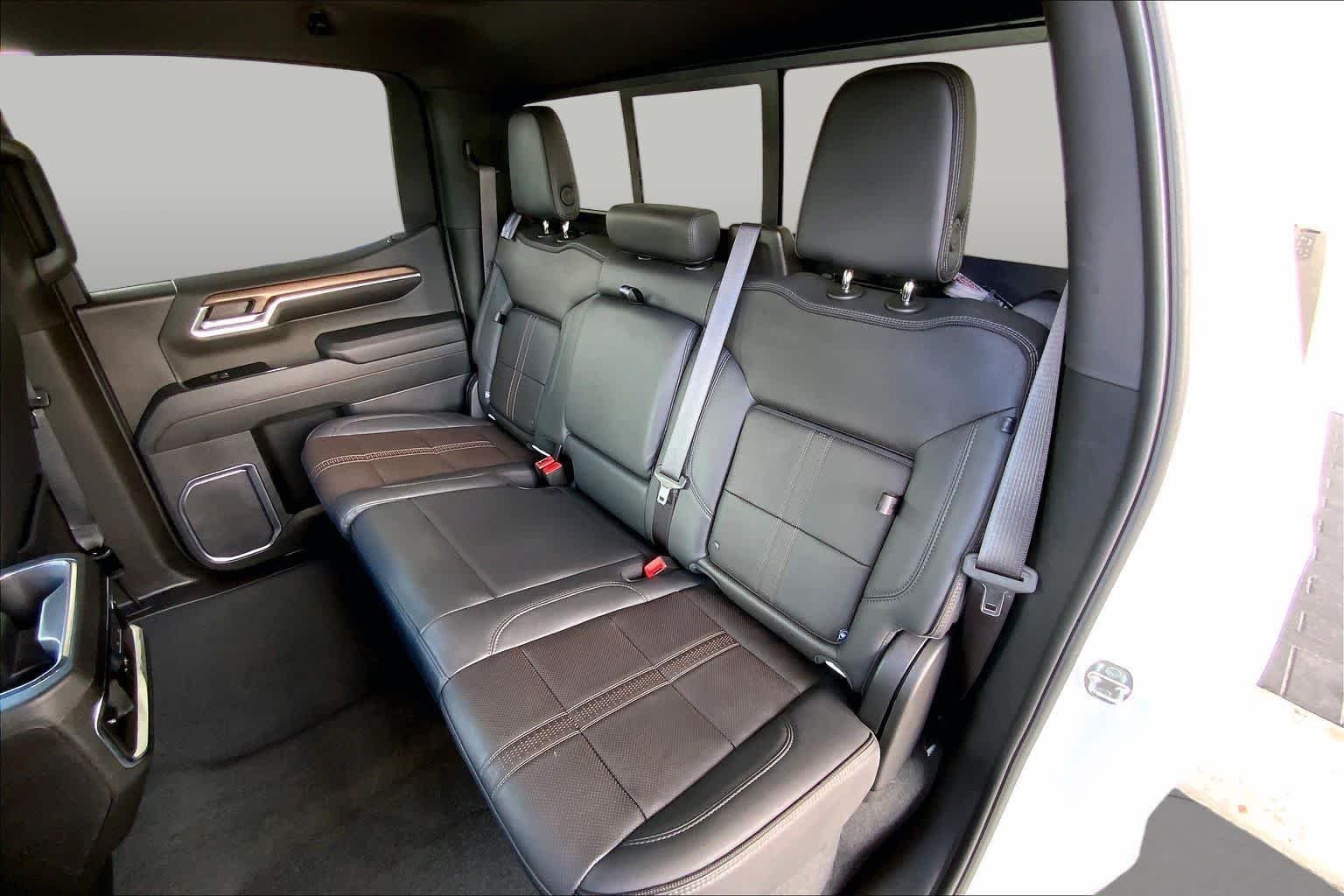 2024 Chevrolet Silverado 1500 High Country - Photo 21